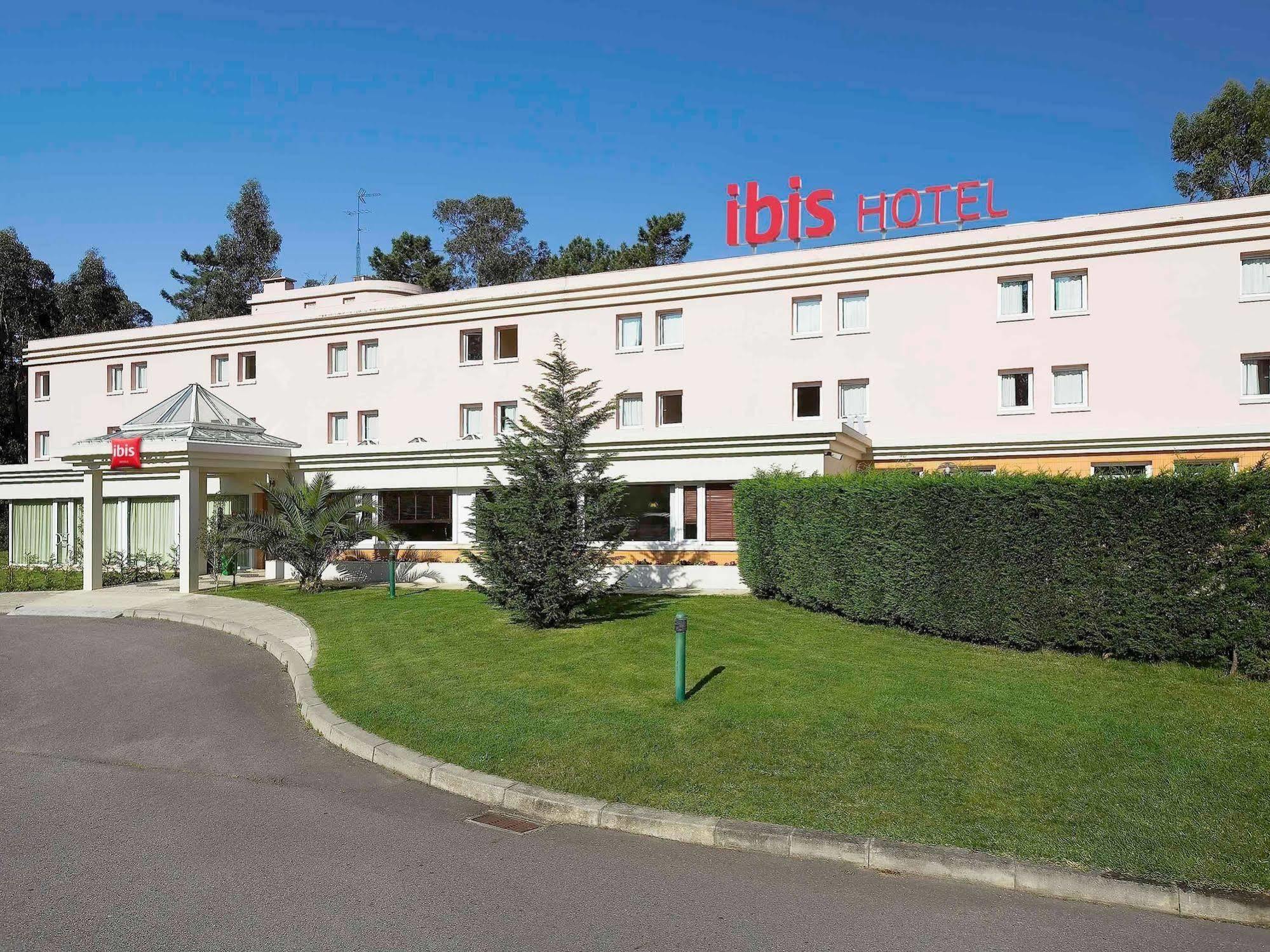 Hotel Ibis Porto Sul Europarque 산타마리아다페이라 외부 사진